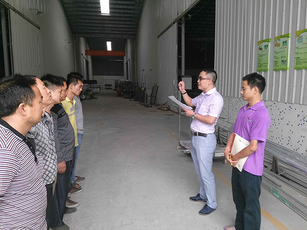 佛山晟通酒店家居現(xiàn)場(chǎng)攻關(guān) 佛山晟通酒店家居現(xiàn)場(chǎng)攻關(guān)